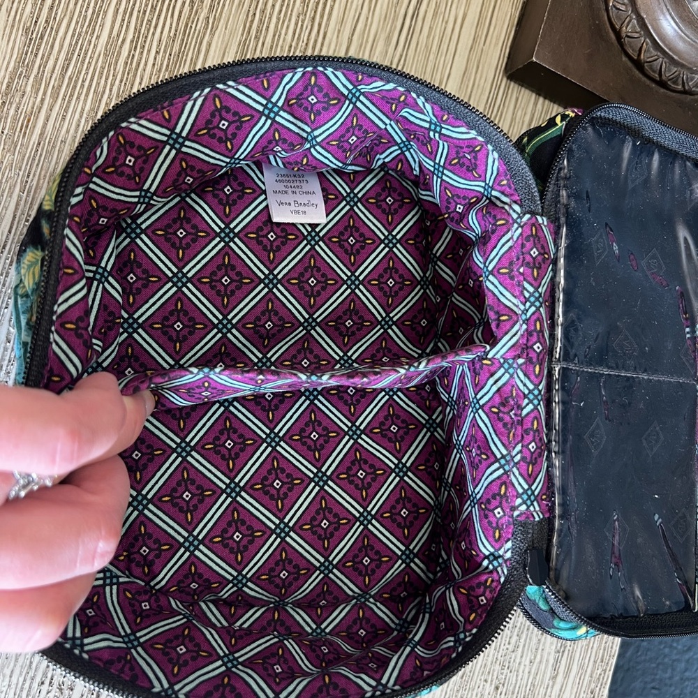 Vera Bradley Black Floral Double-Zip Travel Jewelry & Cosmetics Case - Picture 10 of 11